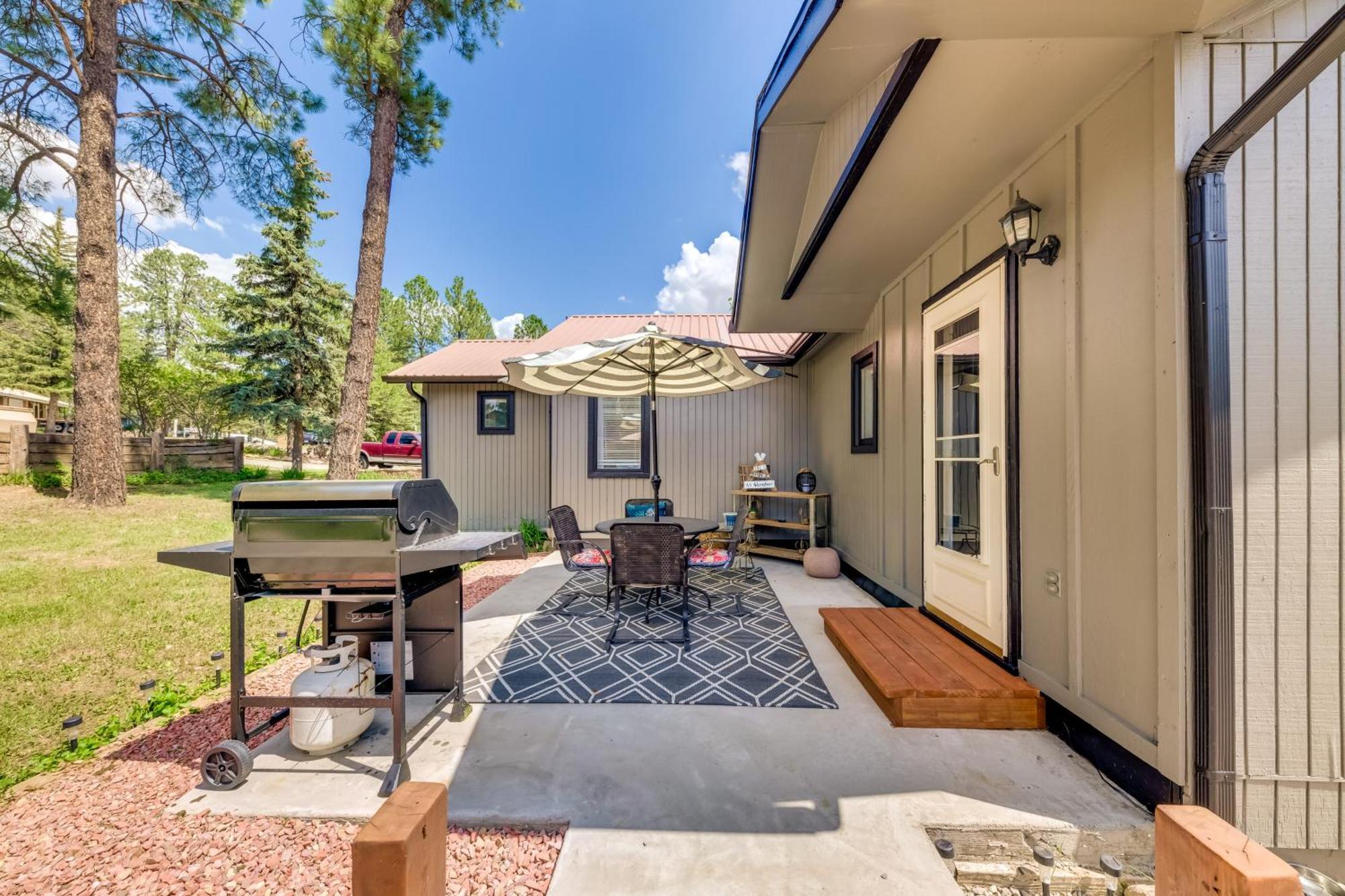 Ruidoso Home With Patio, Walk To Restaurants! Esterno foto