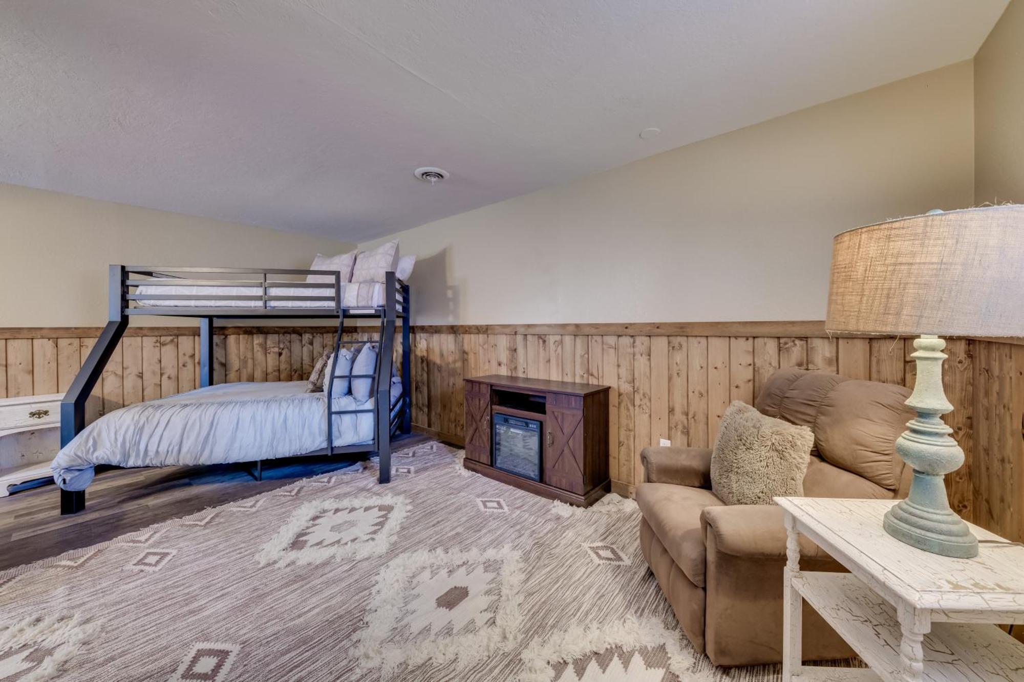 Ruidoso Home With Patio, Walk To Restaurants! Esterno foto