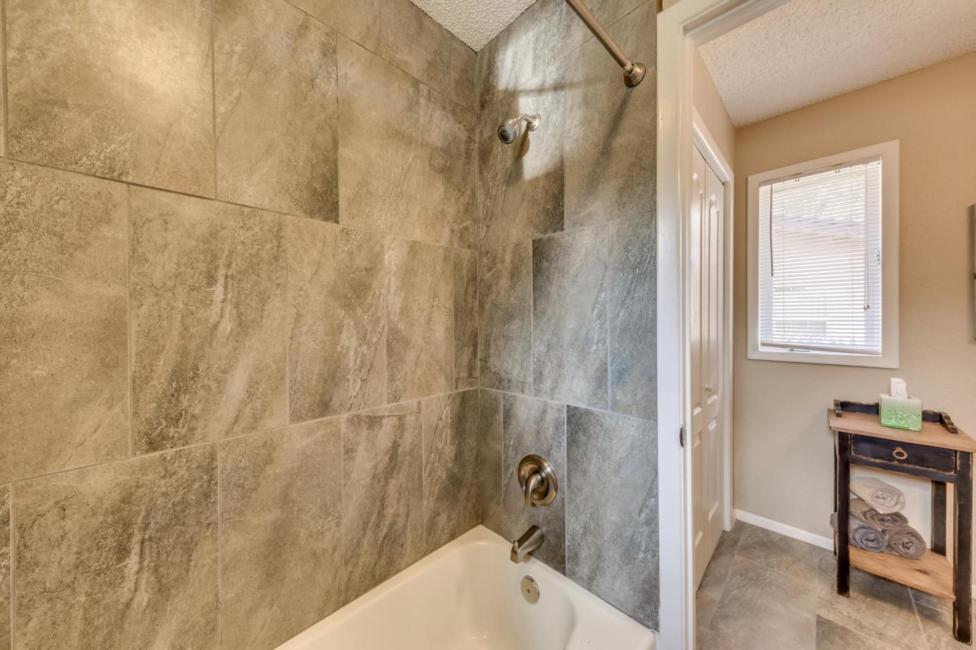 Ruidoso Home With Patio, Walk To Restaurants! Esterno foto